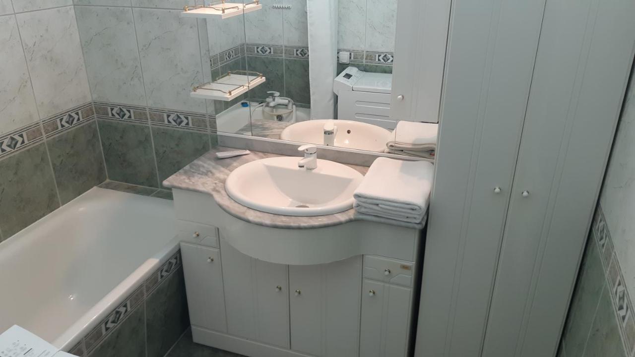 Apartament Na Kollataja Apartment Swinoujscie Bagian luar foto
